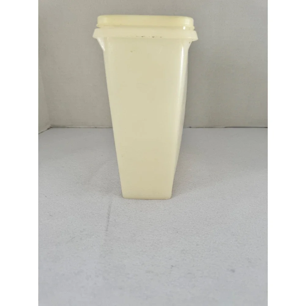 Vintage Tupperware Cereal Storer Canister 469-5 Cream Flip Top Pour Spout Lid‎